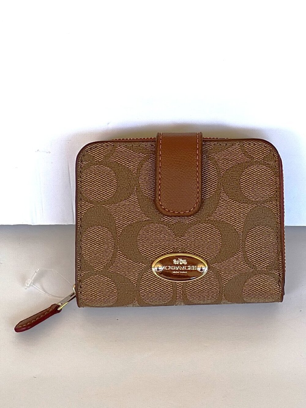 COACH Signature Zip Around Women Wallet C logo NWT